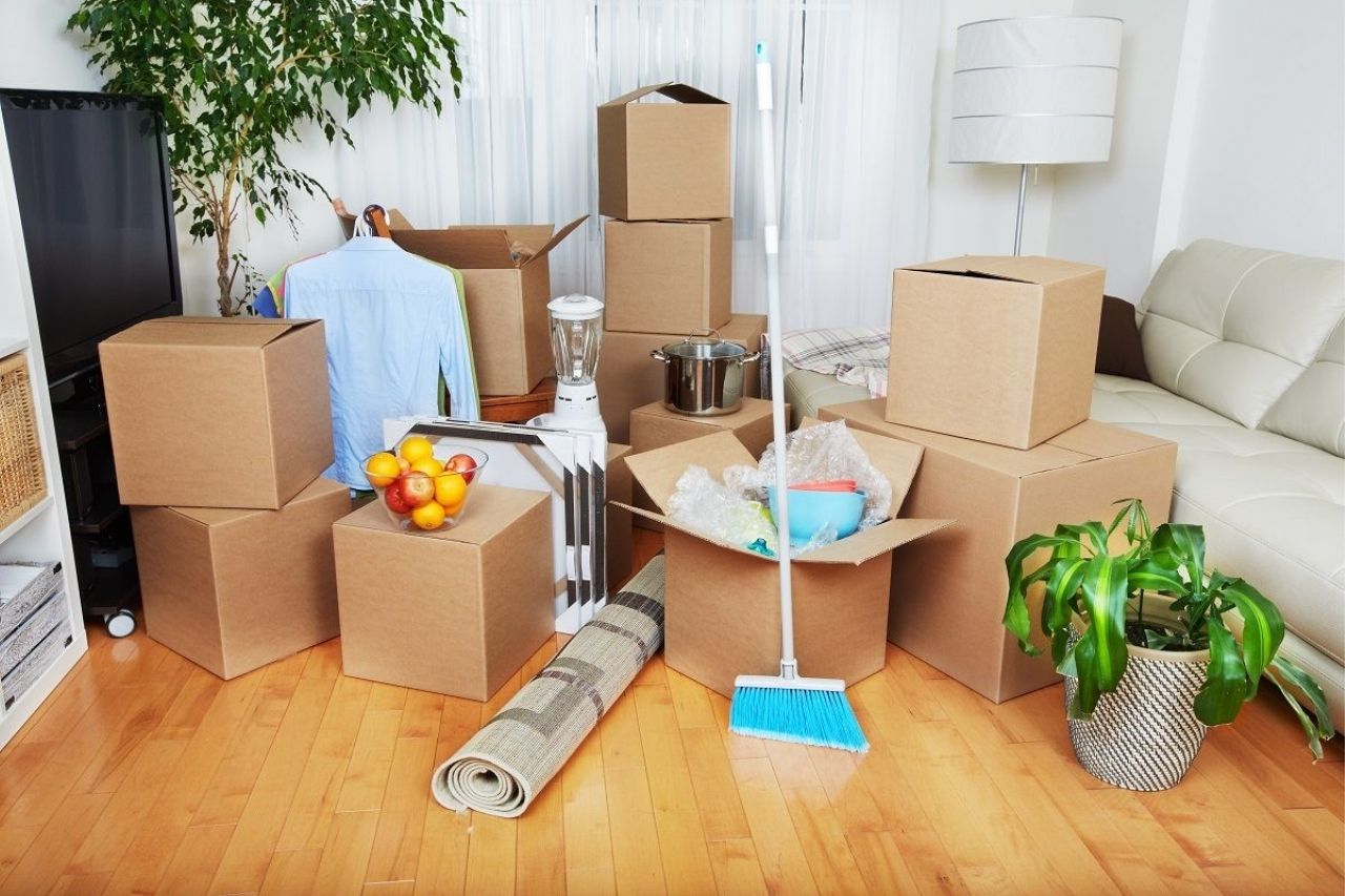 Secure Your Bond with Professional Moving Out Cleaning Services in Seaforth